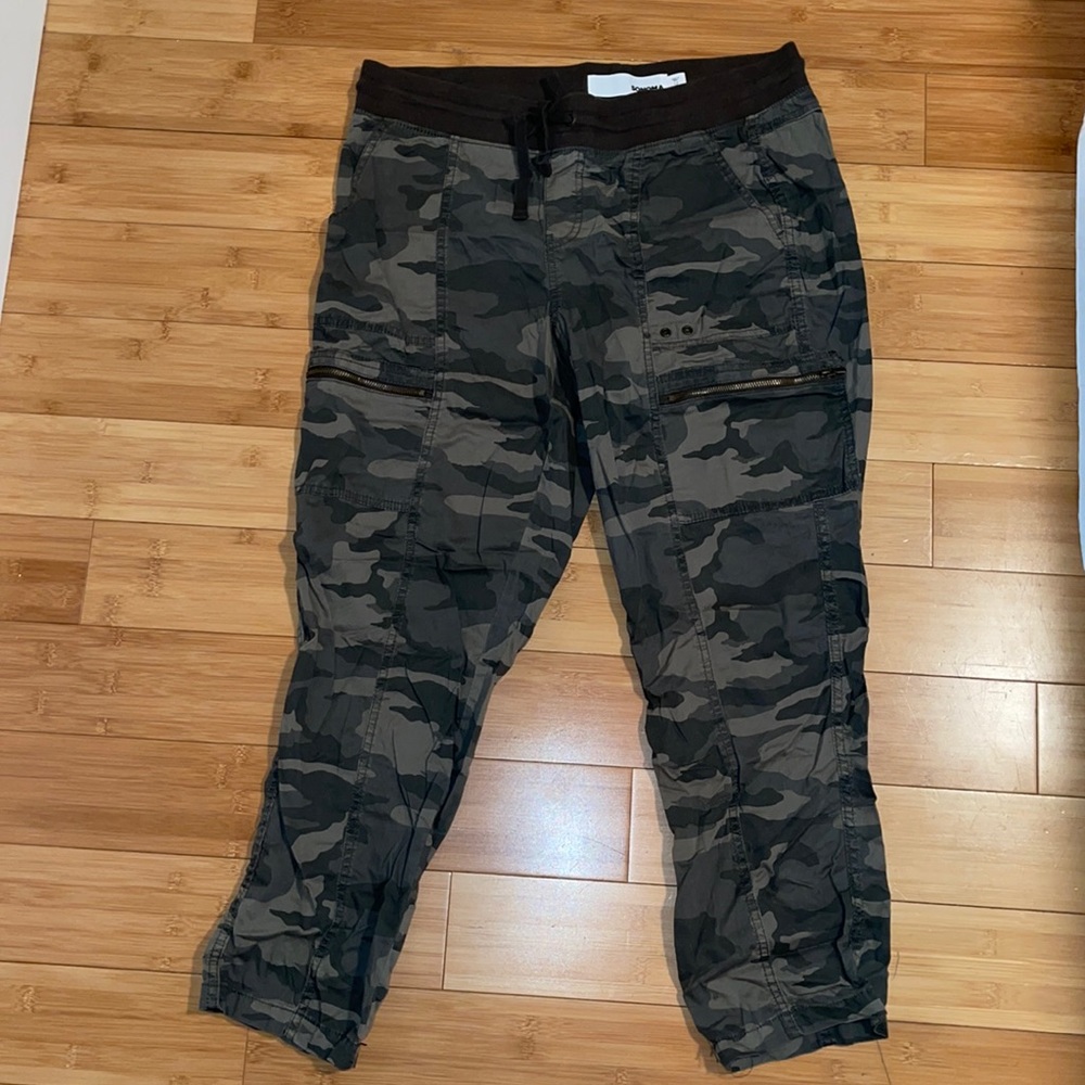 Camo pants